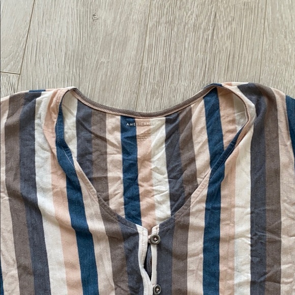Striped V Neck Top - Picture 2 of 3